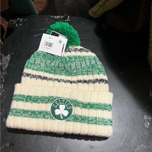 Unisex Celtics beanie hat green and white new with tags